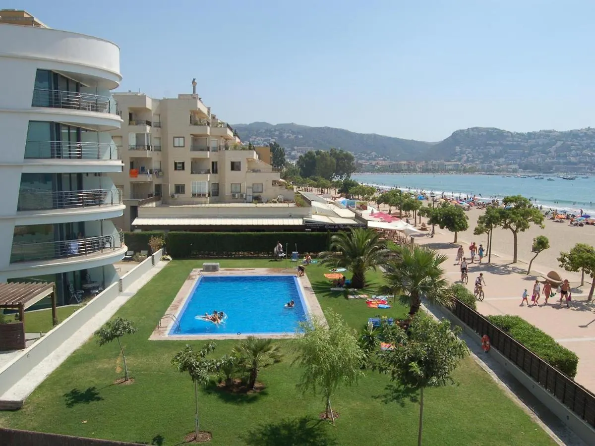 Apartamento En Roses: Primera Linea De Mar, Piscina, Aire Acondicionado, Parking - Es-228-87 Apartman Roses