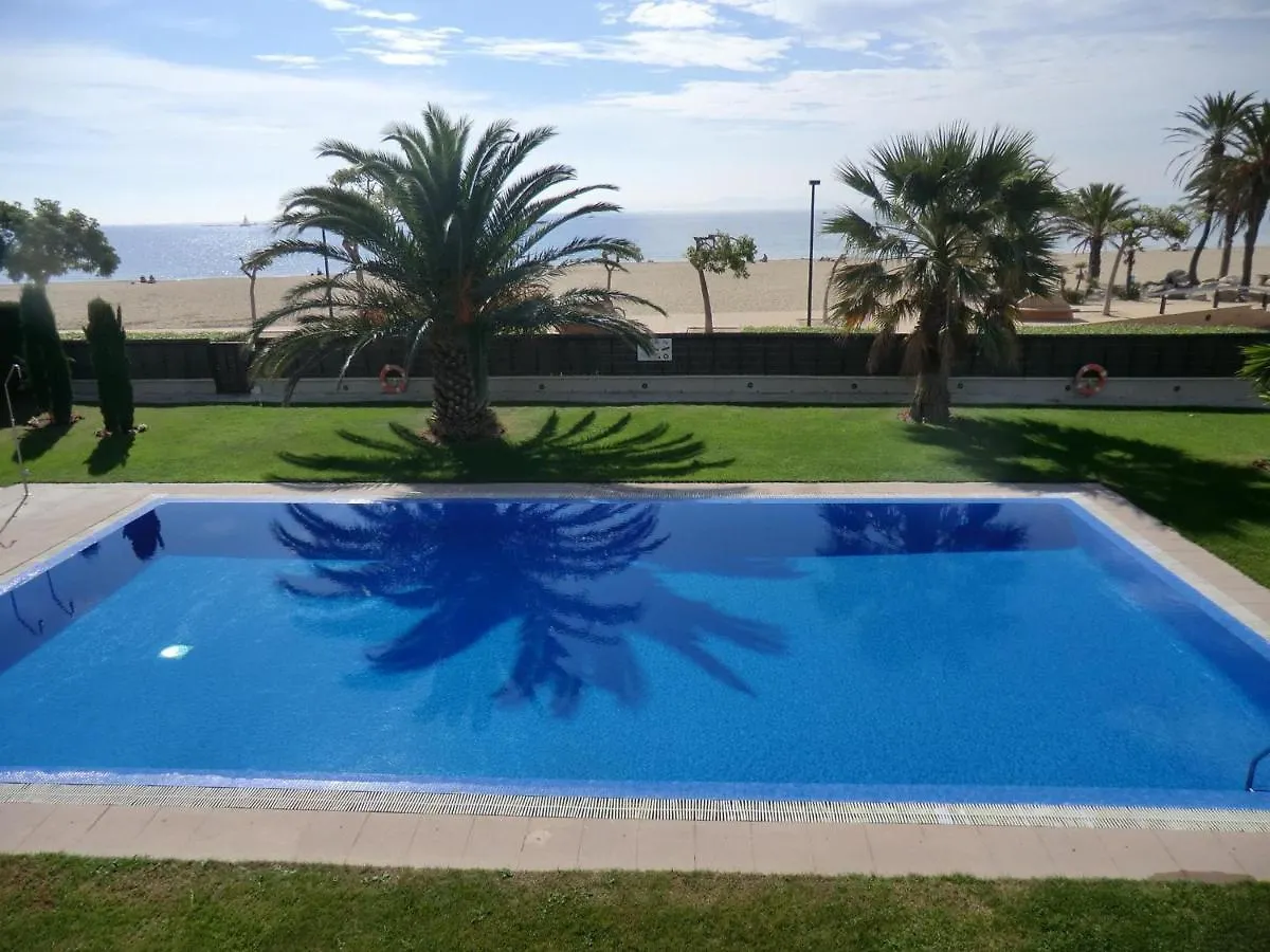 Apartamento En Roses: Primera Linea De Mar, Piscina, Aire Acondicionado, Parking - Es-228-87 Roses